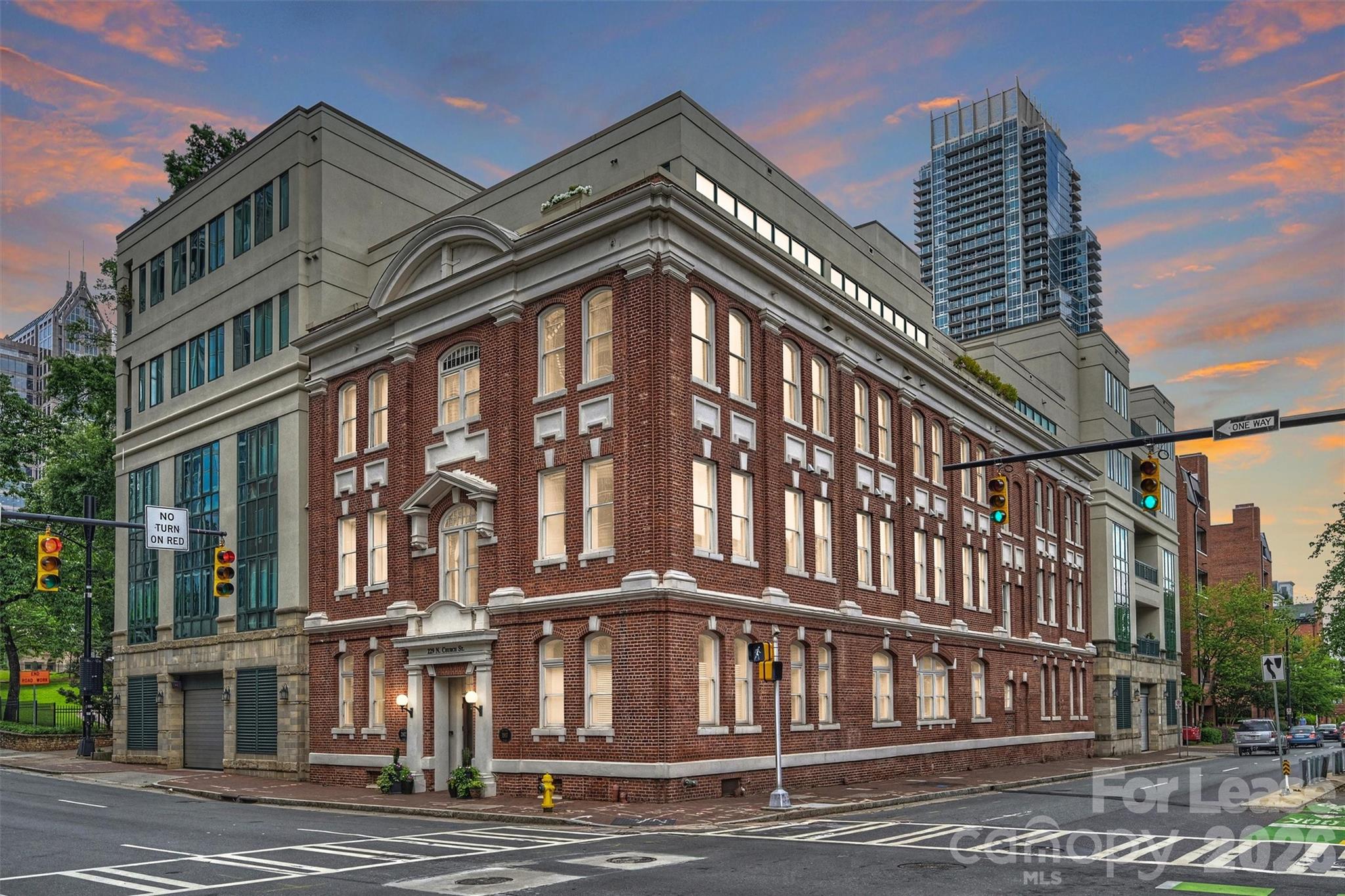 229 N Church Street 304