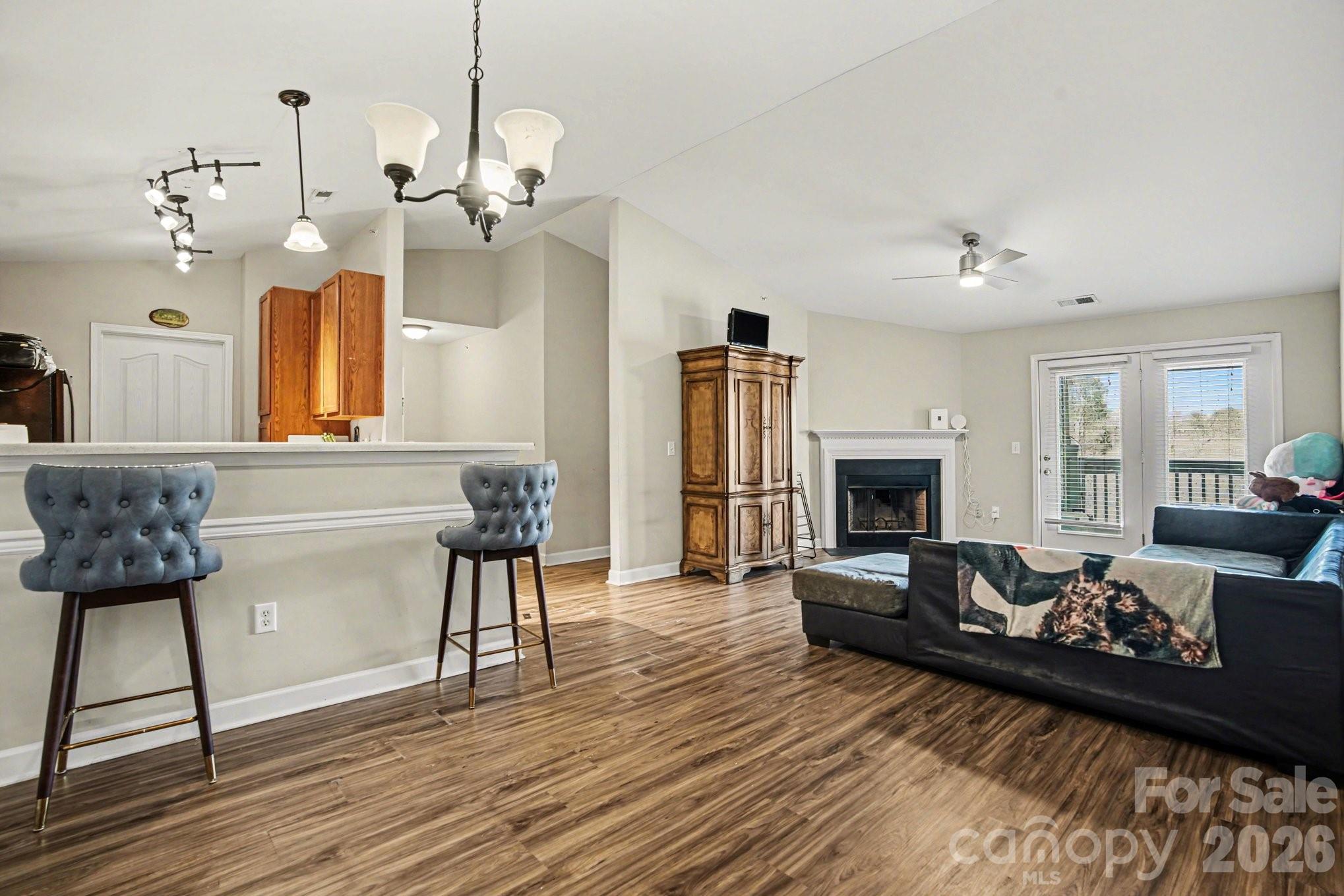 Alexander Chase - Residential