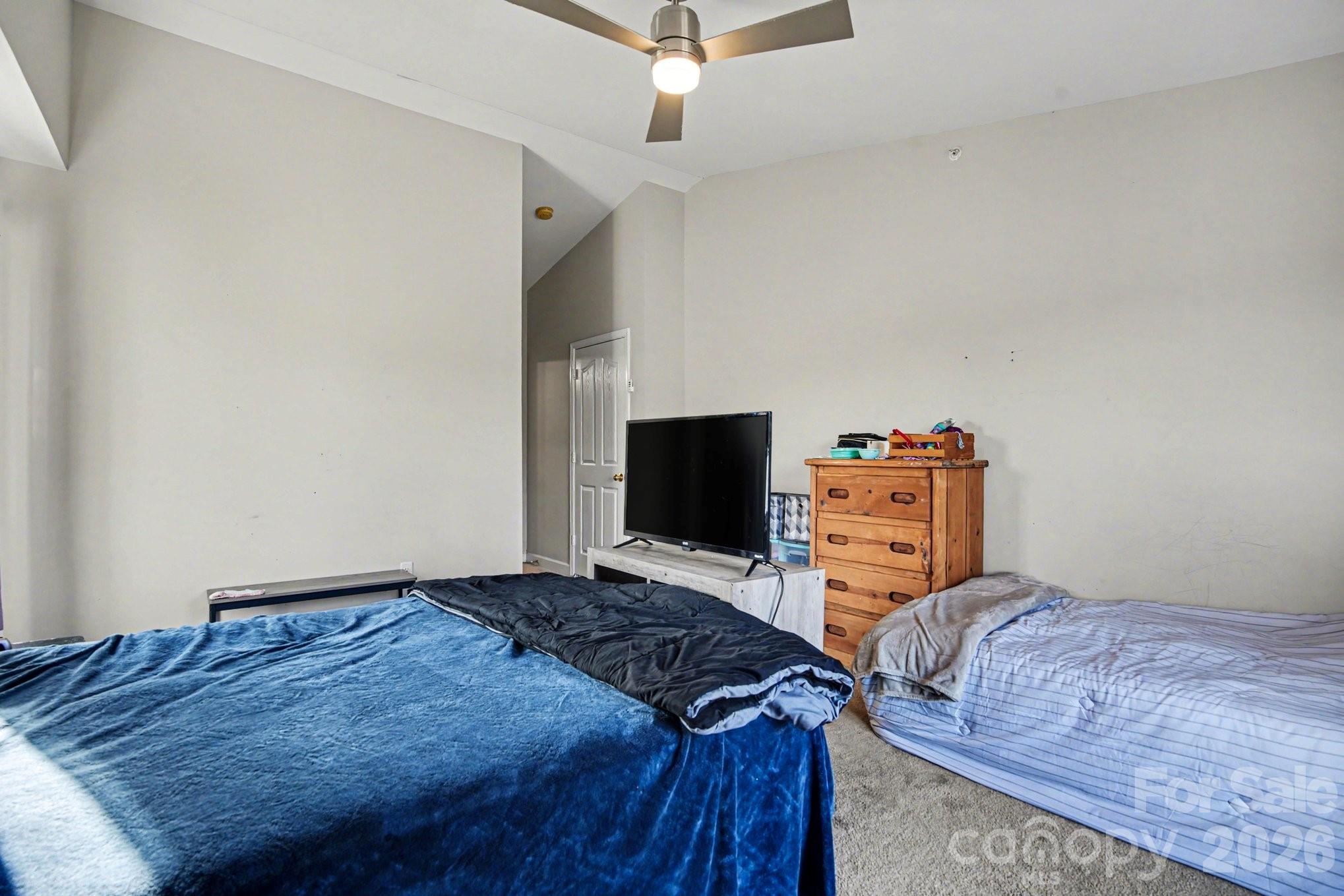 Alexander Chase - Residential