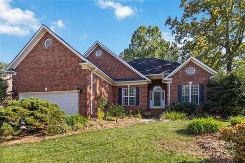 Photo of 8120 Stevens Mill Road, Matthews, NC 28104 (MLS # 4305756)