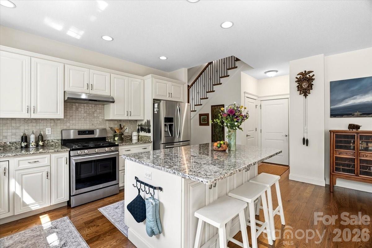 16 Quail Hollow Drive