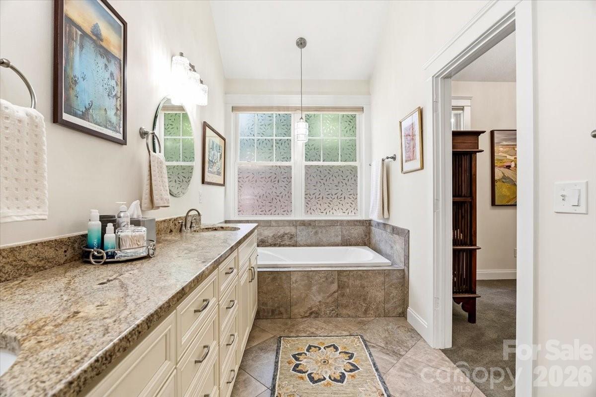 Quail Hollow - Residential