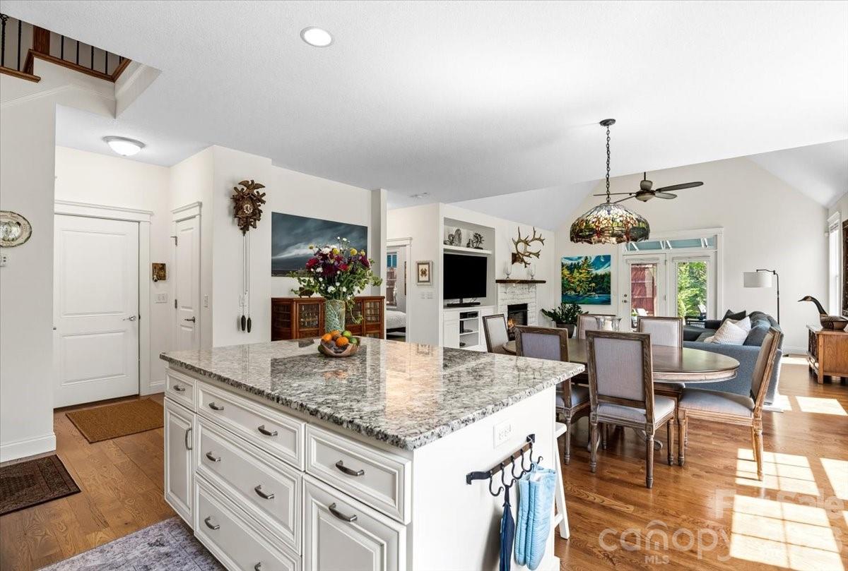 Quail Hollow - Residential