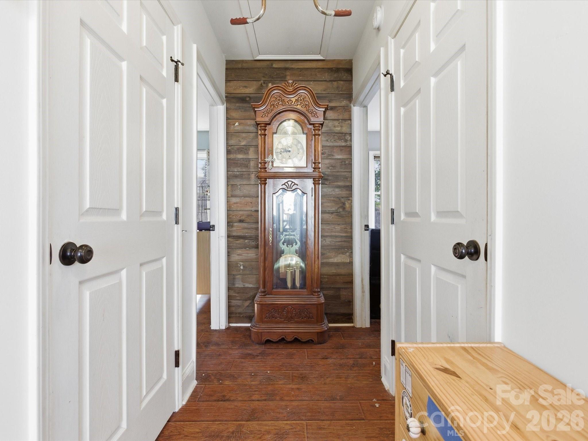 Plaza Hills - Residential