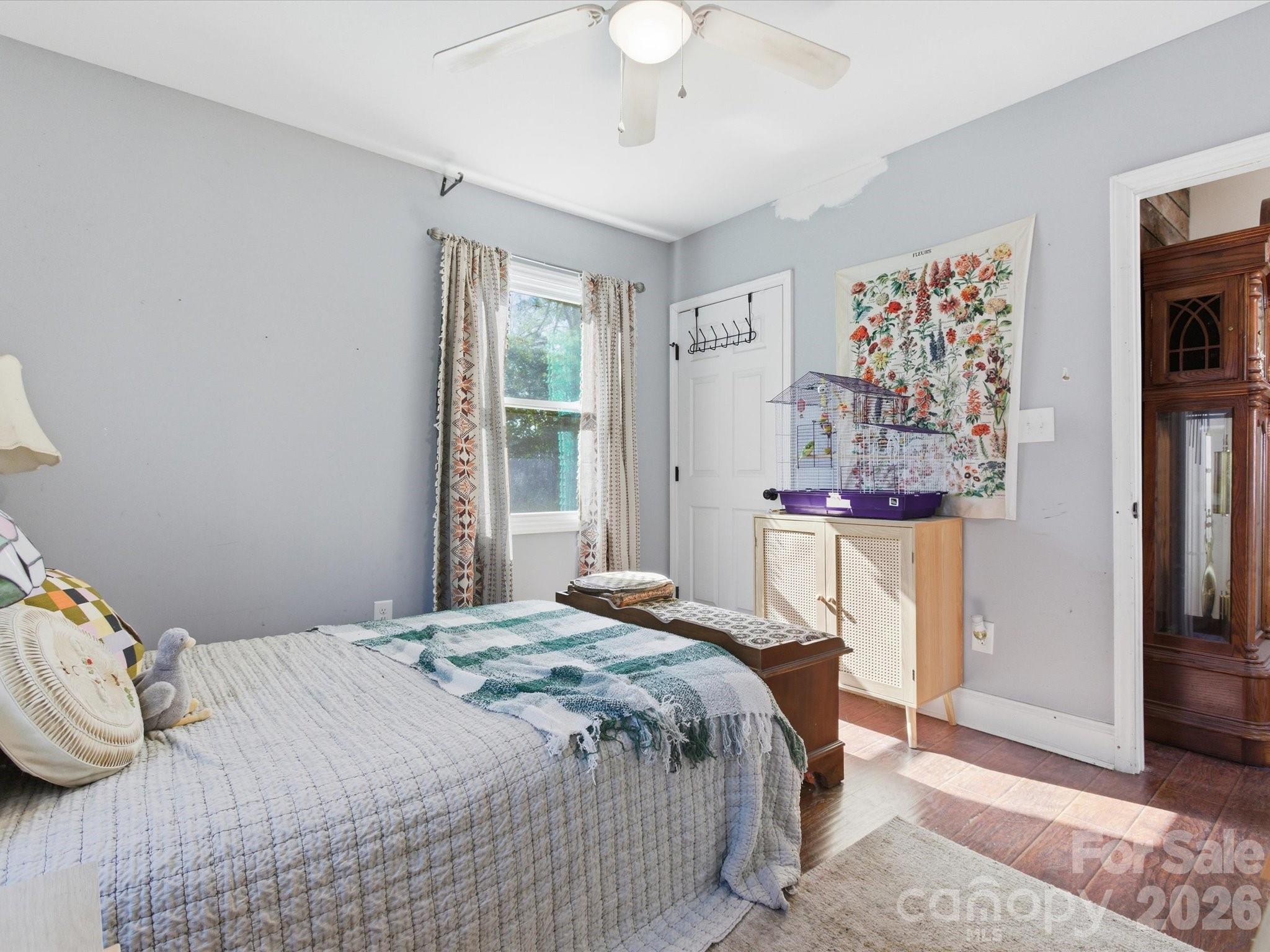 Plaza Hills - Residential