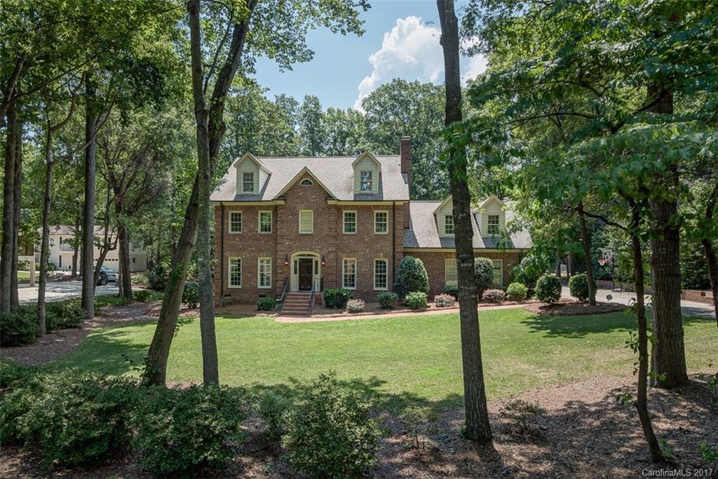 Country Club Estates - Residential