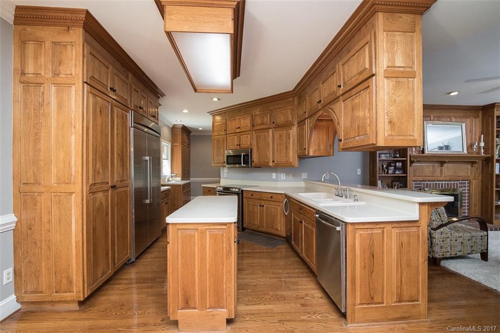 Country Club Estates - Residential