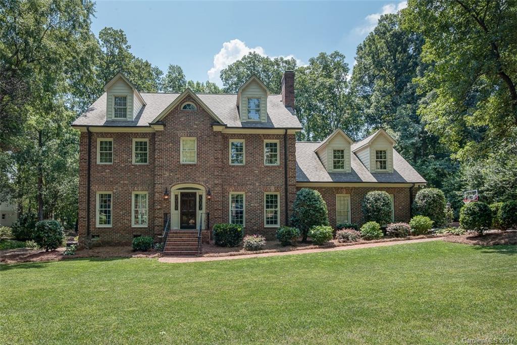 Country Club Estates - Residential