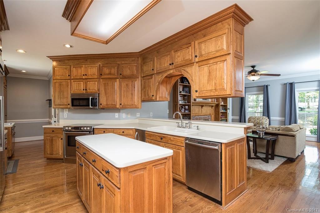 Country Club Estates - Residential