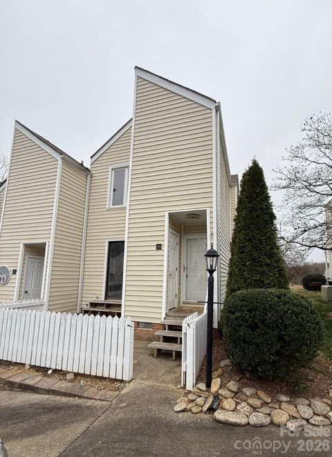 220 Wildwood Drive Salisbury NC 28146