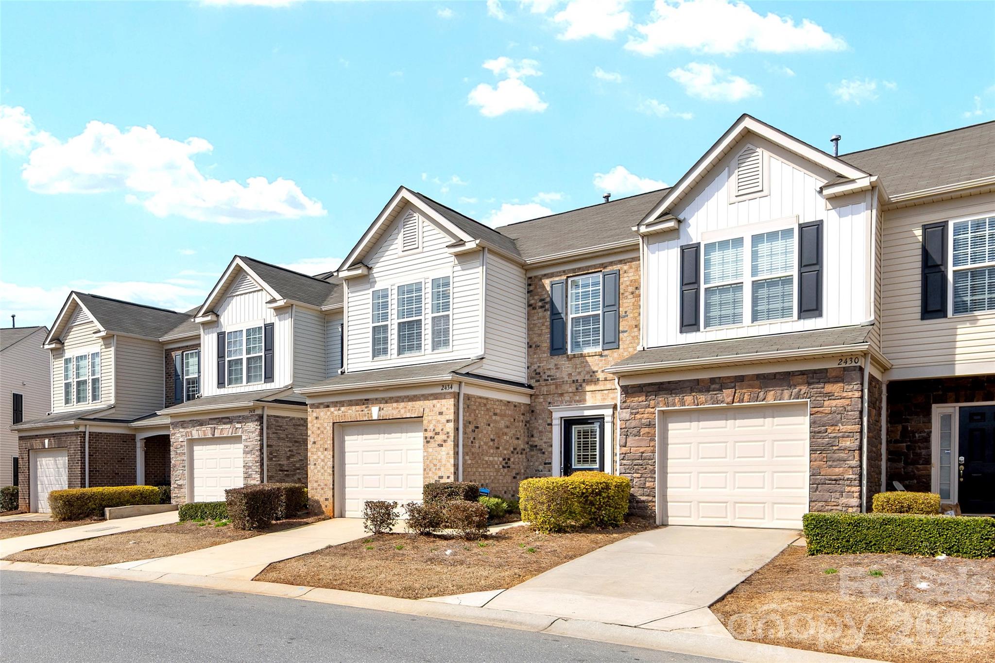 Park South Station - Residential