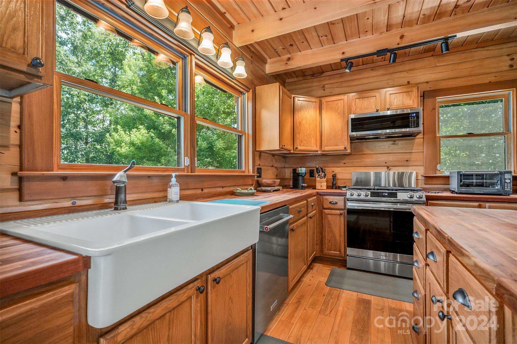 South Mountain Peaks - Residential