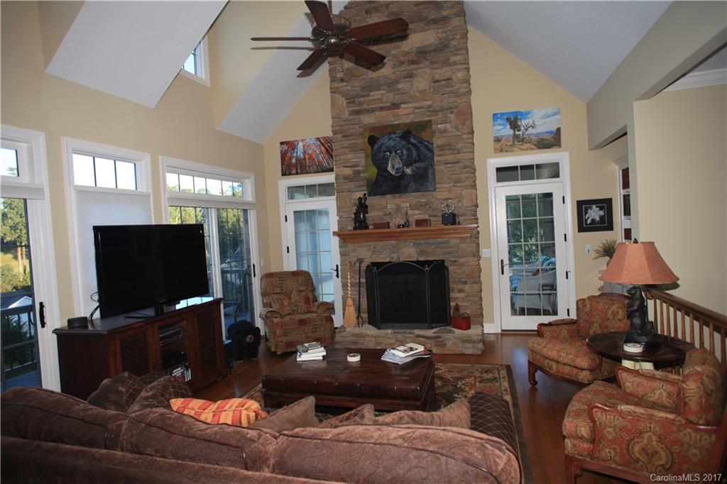 Cummings Cove - Residential