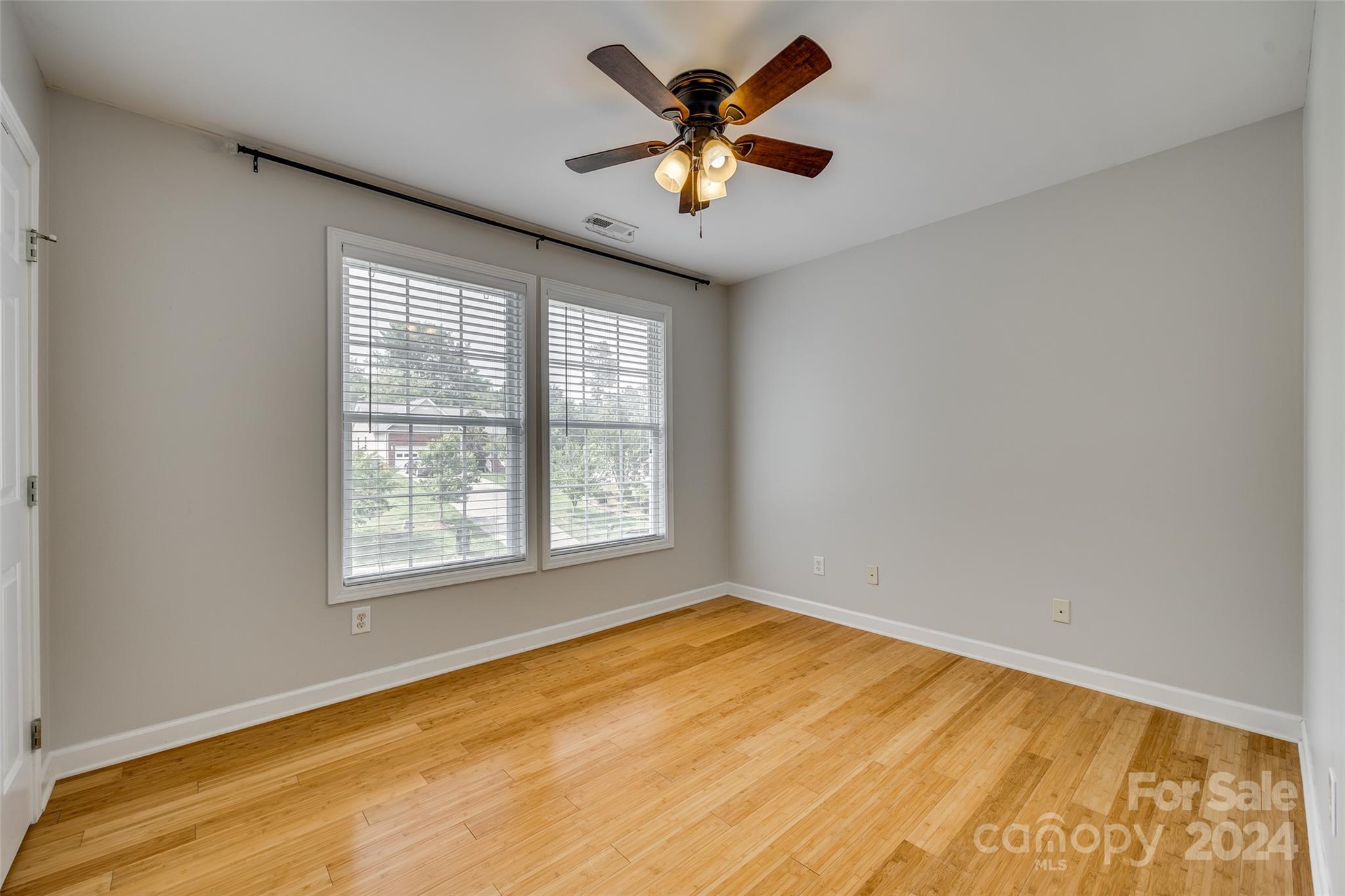 Eden Oaks - Residential