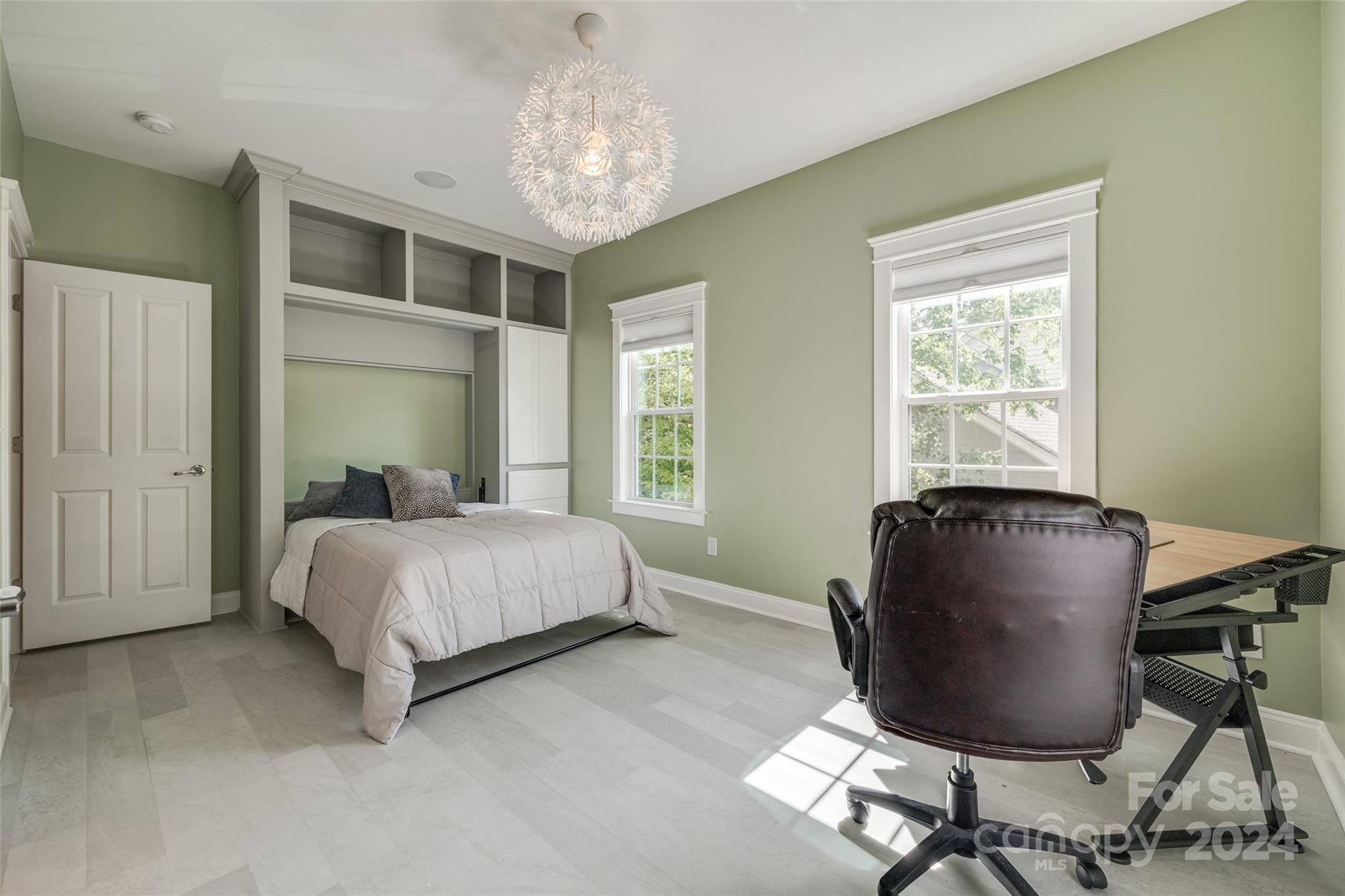 Lake Shore - Residential