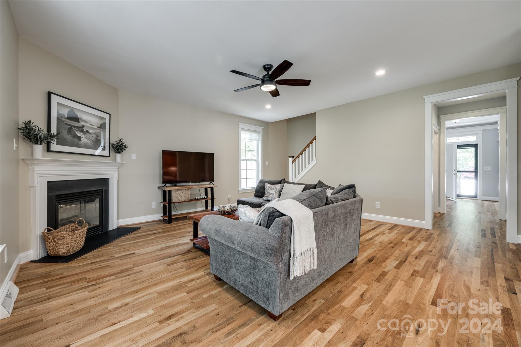 Lake Shore - Residential