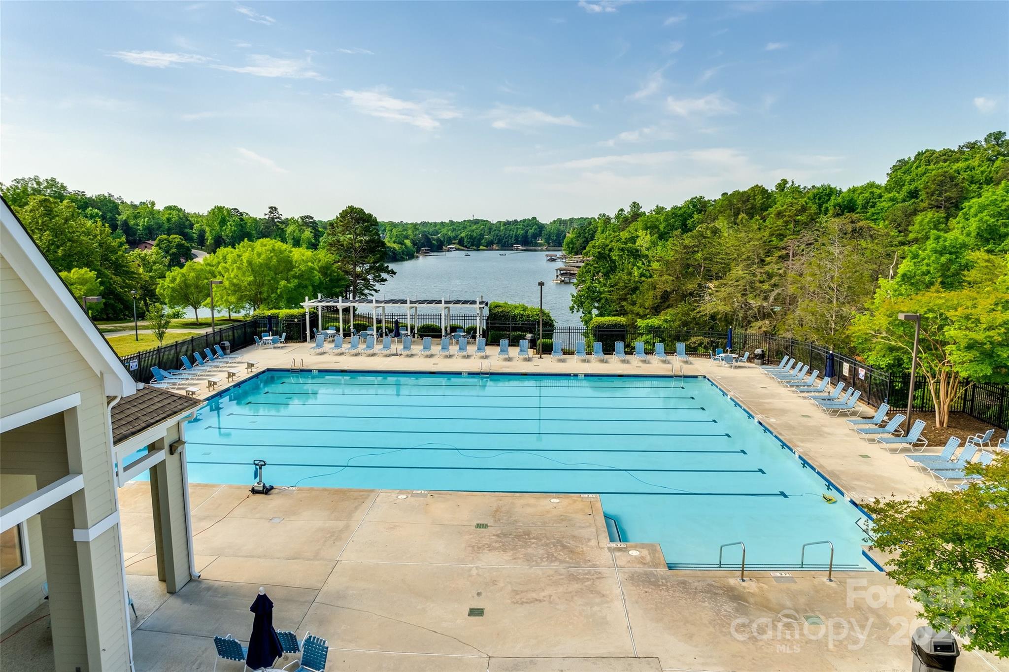 Lake Shore - Residential