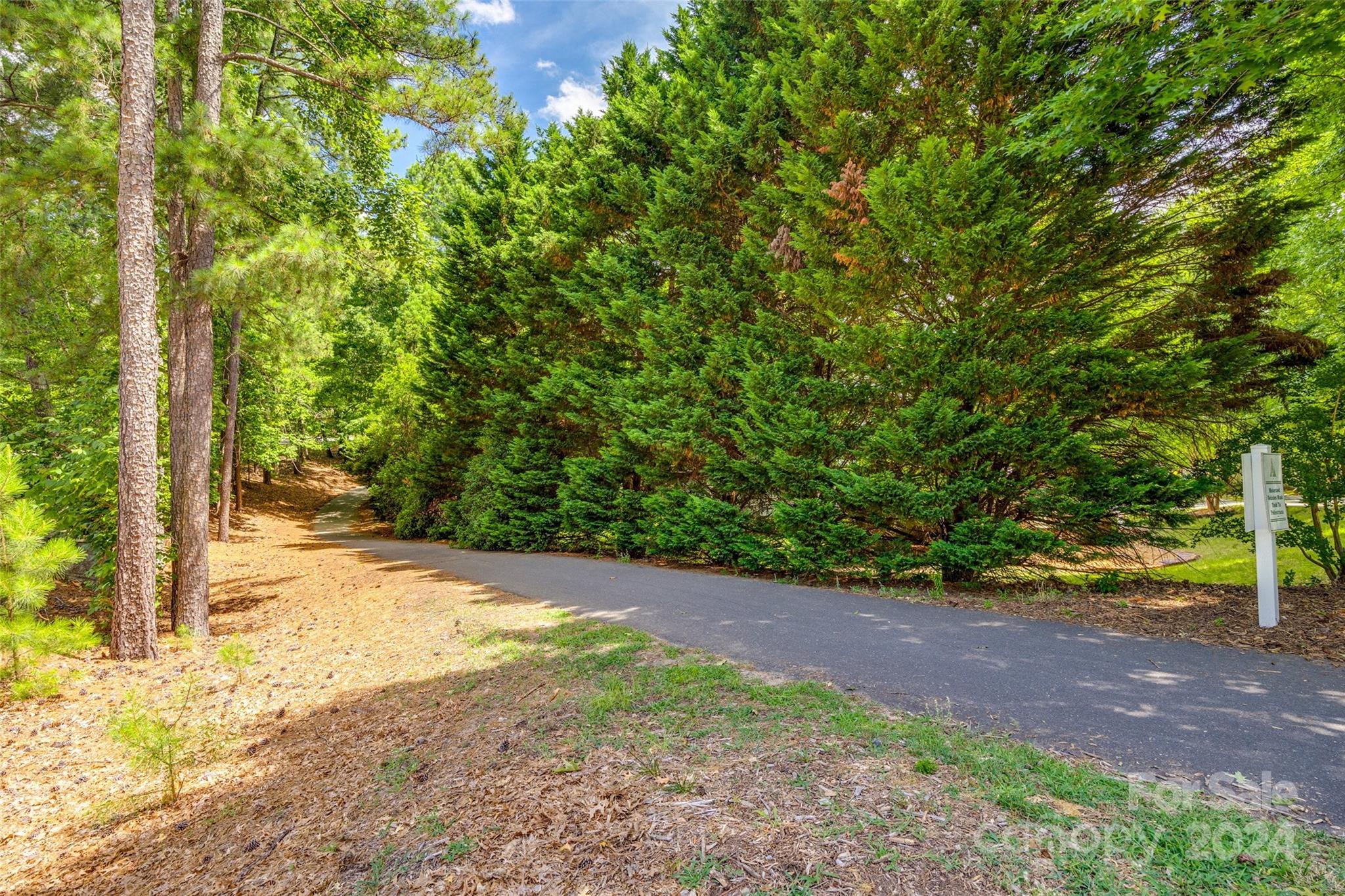 Lake Shore - Residential