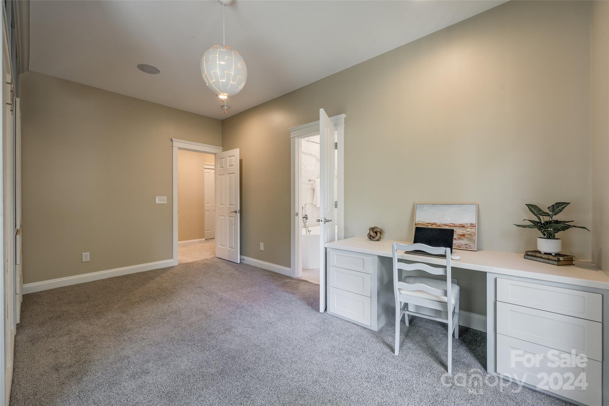 Lake Shore - Residential