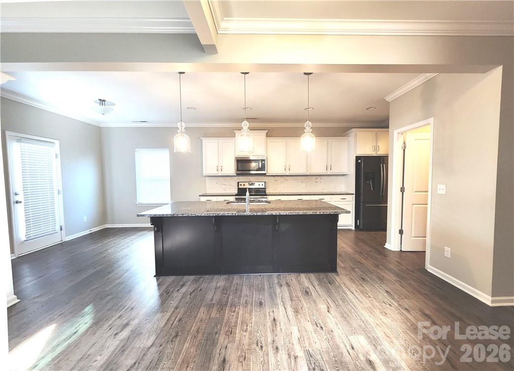 Huntley Glen - Residential Lease