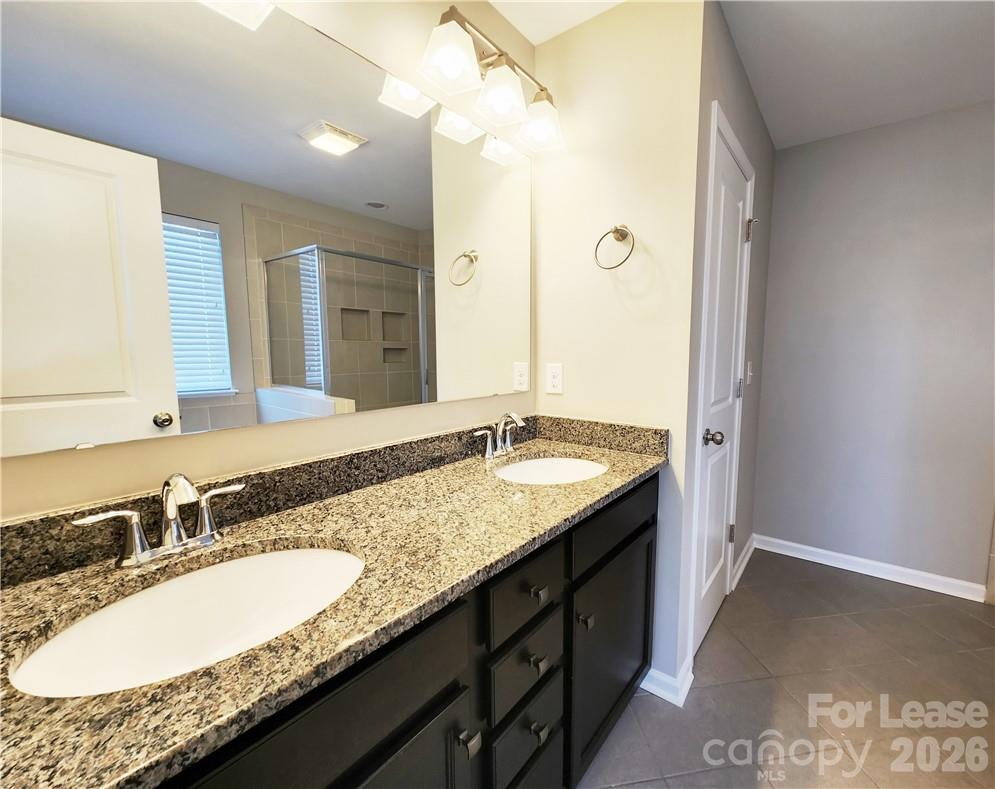 Huntley Glen - Residential Lease