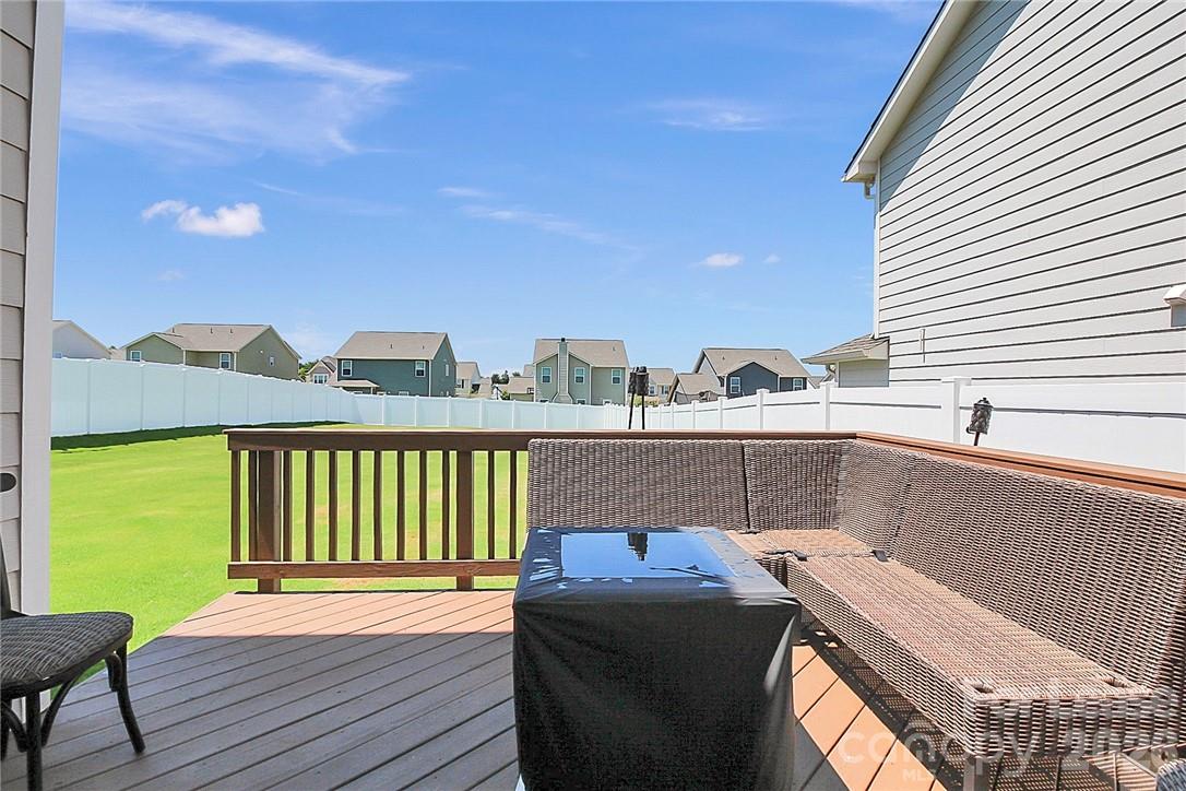 Huntley Glen - Residential Lease