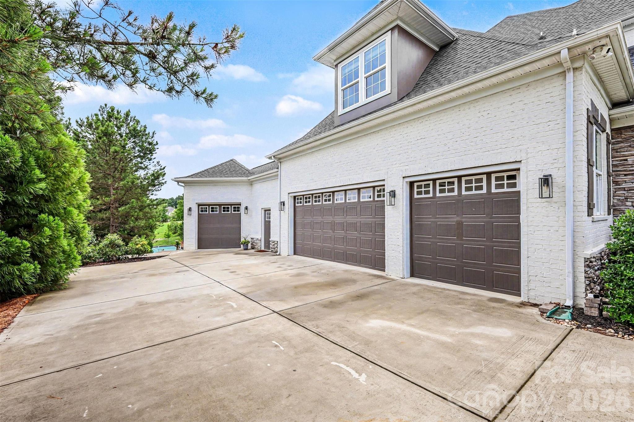 4002 Soleado Drive