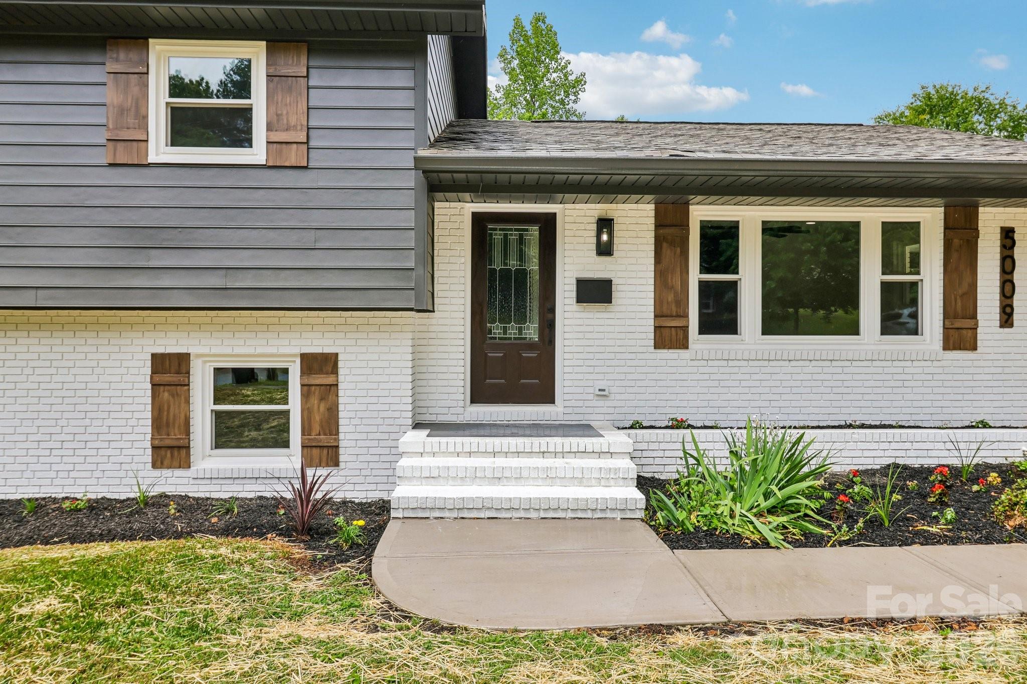5009 Greenbrook Drive