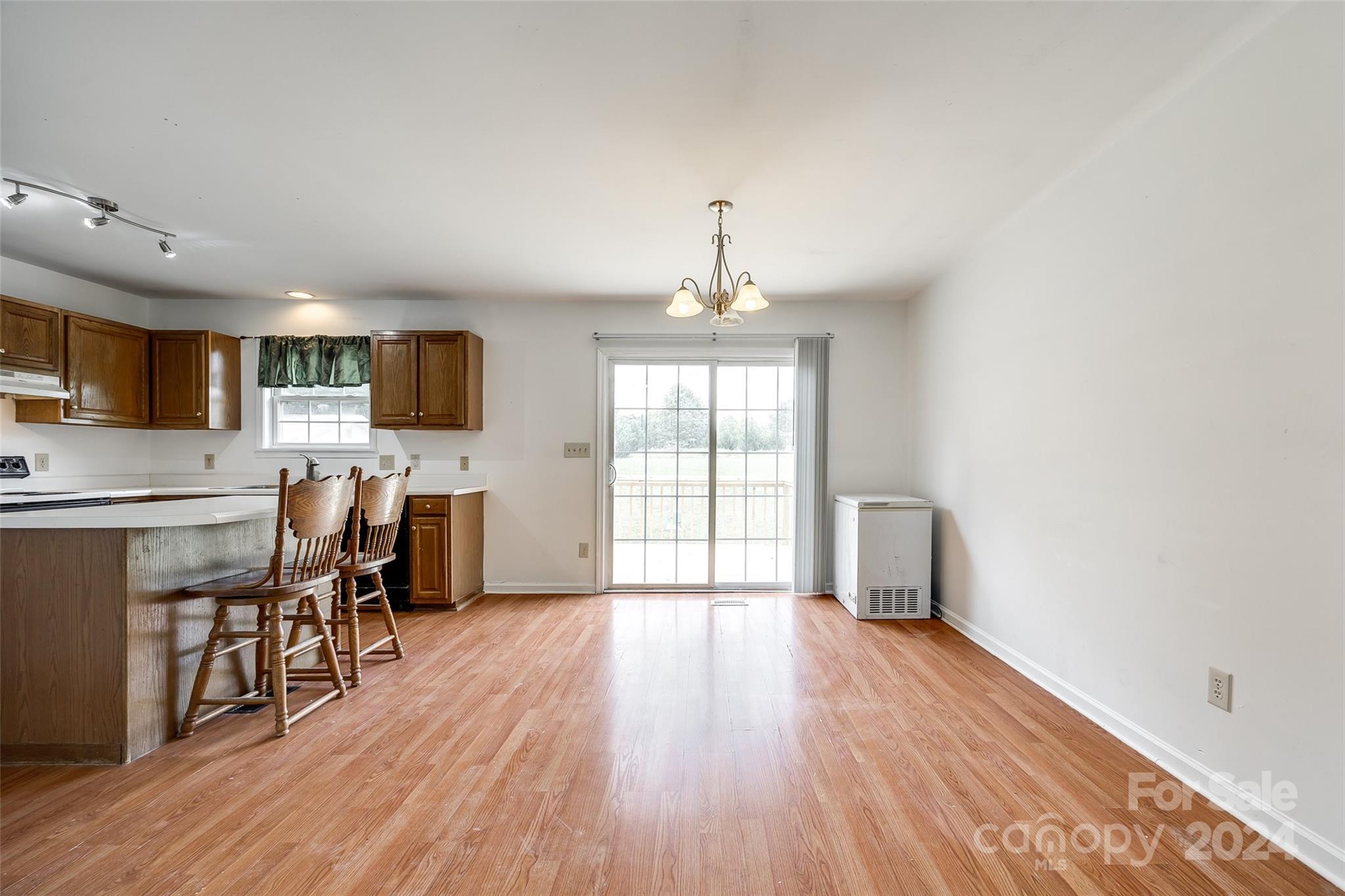 Quail Lakes - Residential