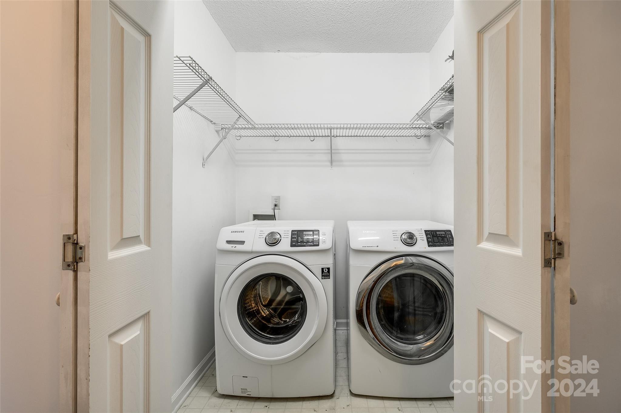 Quail Lakes - Residential