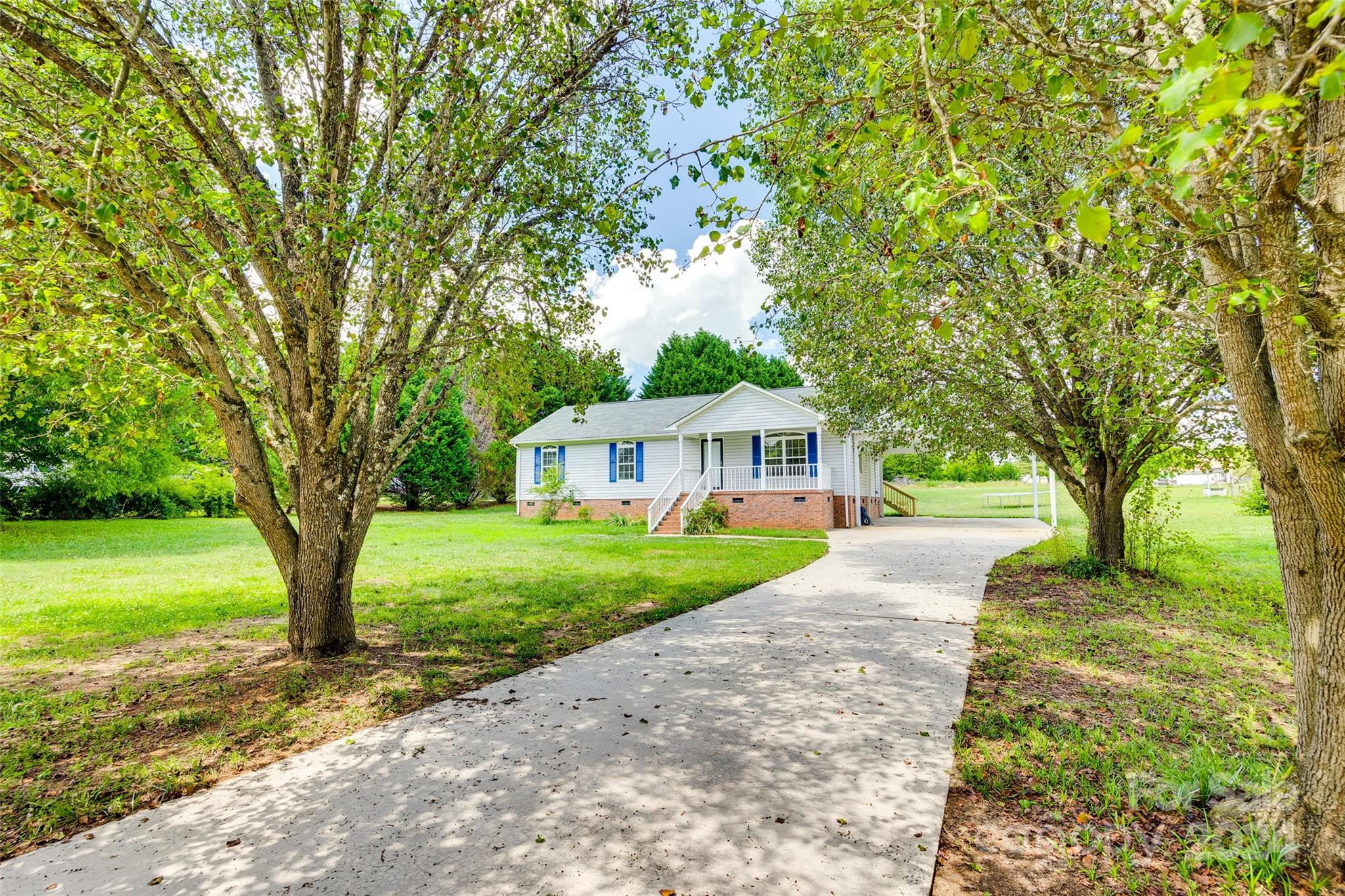 Quail Lakes - Residential