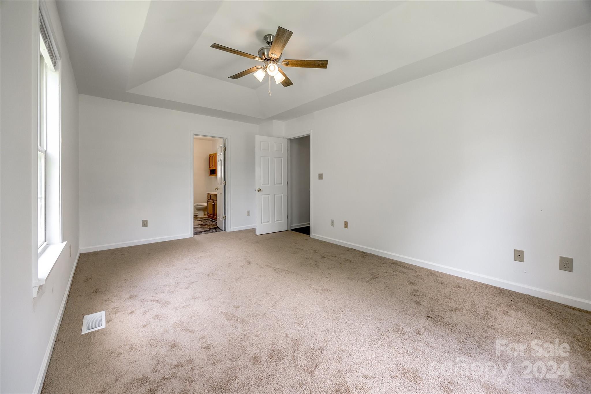 Quail Lakes - Residential