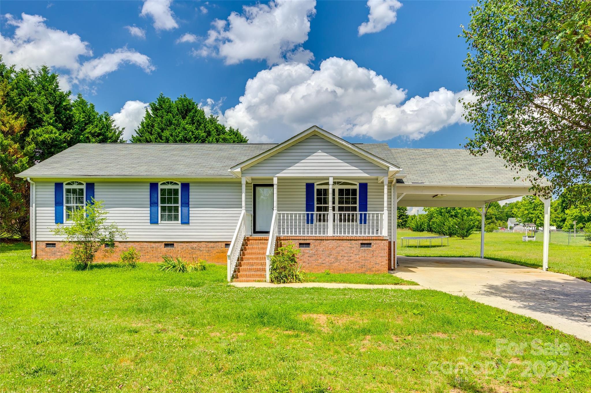 Quail Lakes - Residential