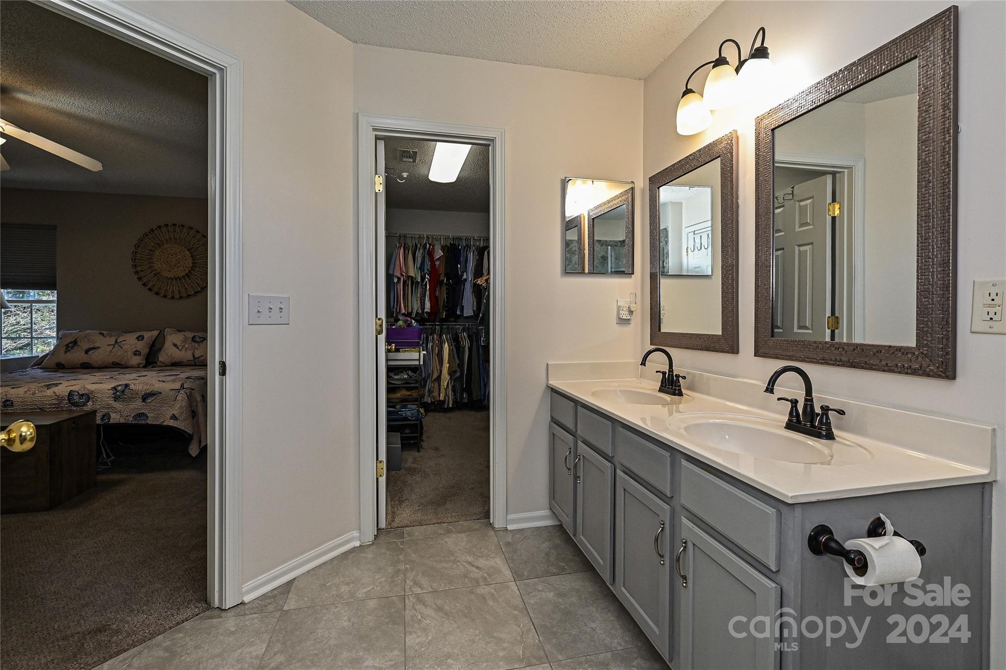Amber Woods - Residential