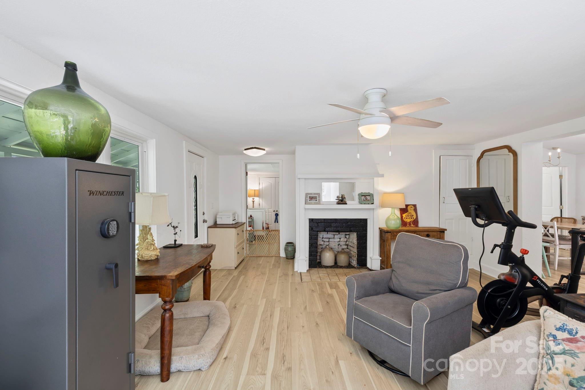 51 HOMEFIRE COVE Cove