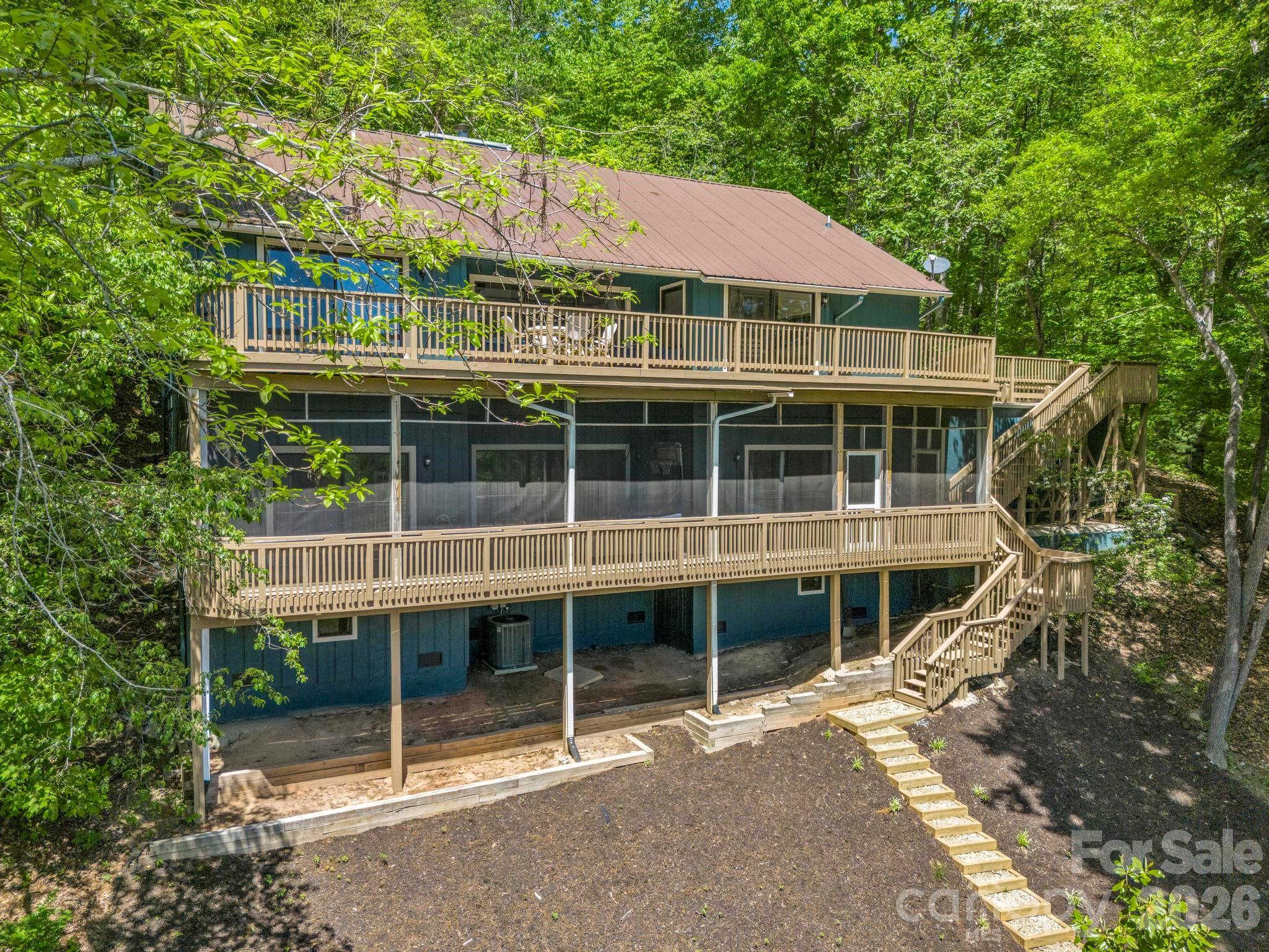 Rumbling Bald on Lake Lure - Residential
