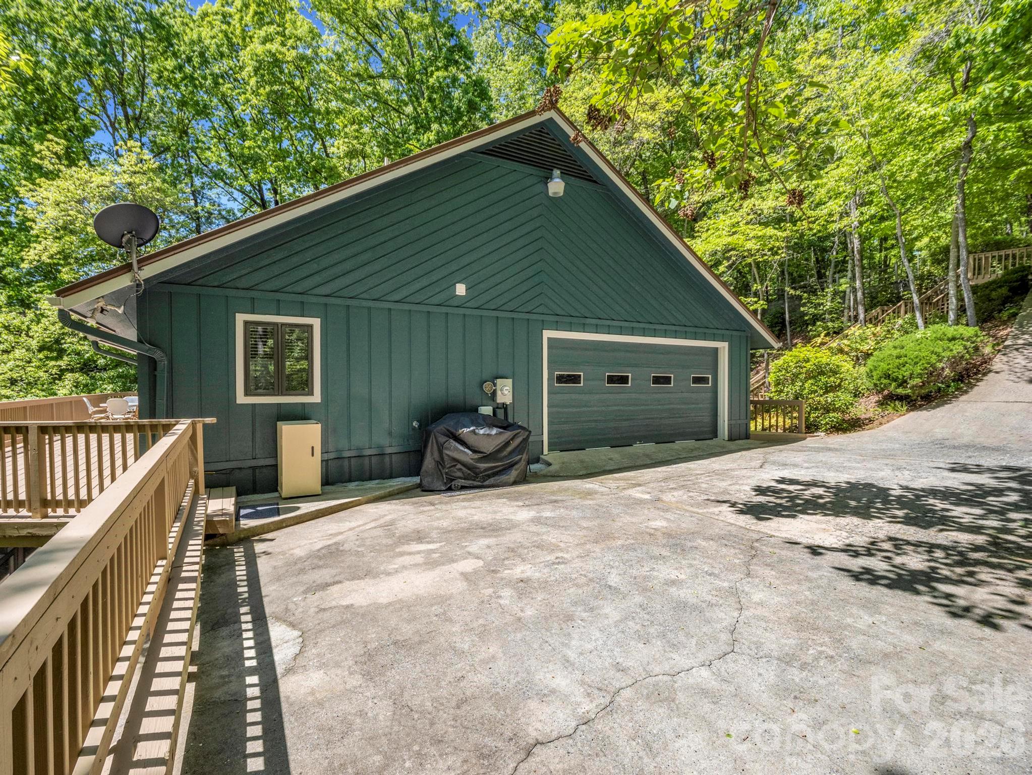 Rumbling Bald on Lake Lure - Residential
