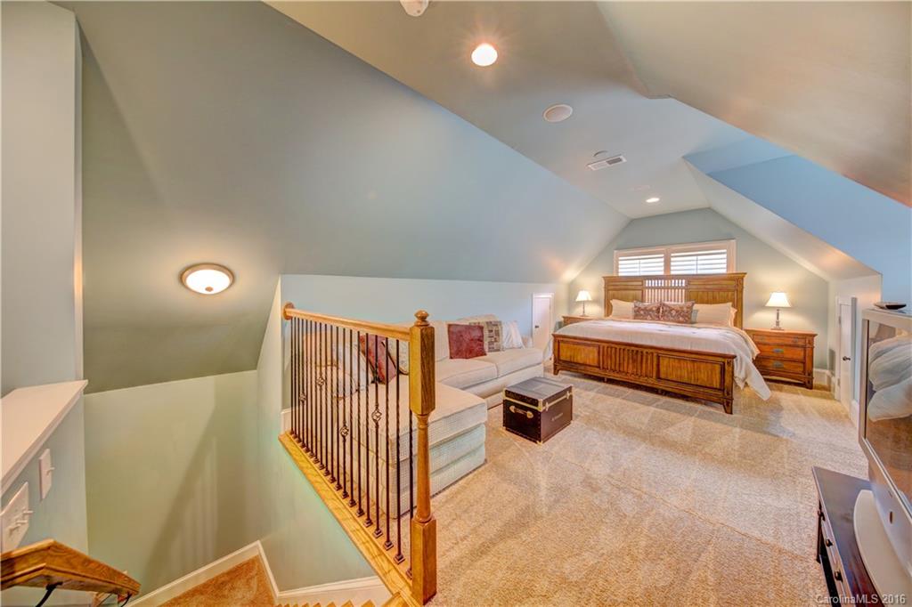 Augusta Place at Laurel Creek - Residential