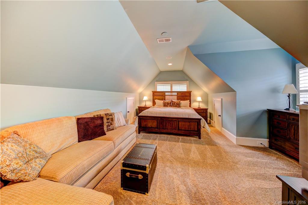 Augusta Place at Laurel Creek - Residential