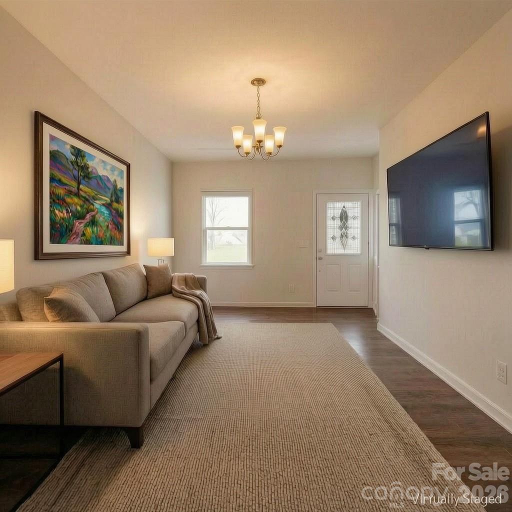 157 Kingsway Drive
