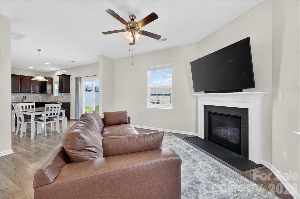 157 Kingsway Drive