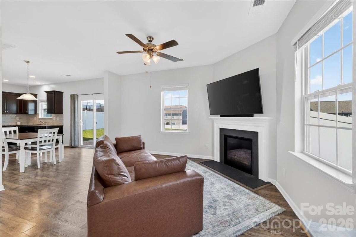 157 Kingsway Drive
