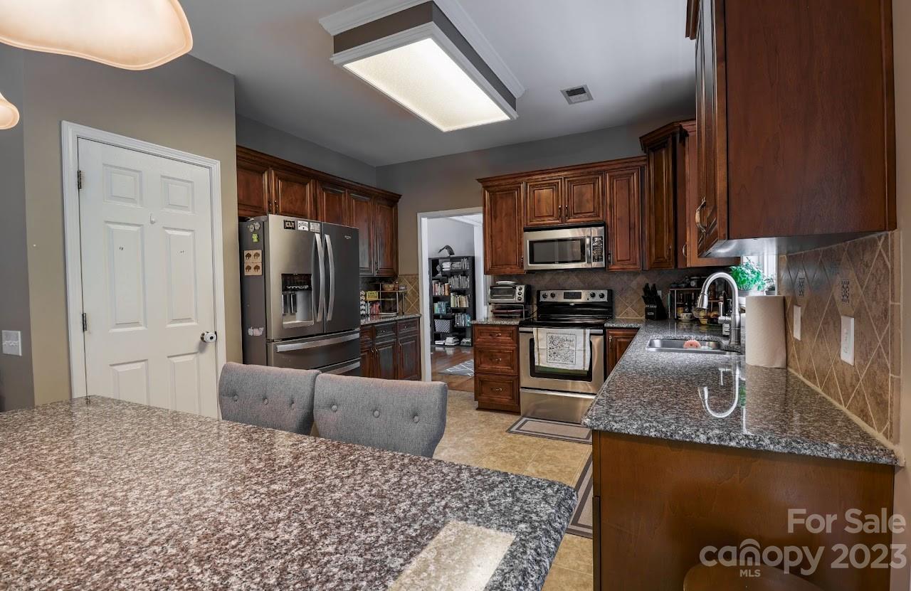 Highland Creek - Residential