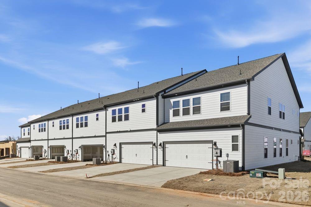 The Ridge at Sugar Creek - Residential