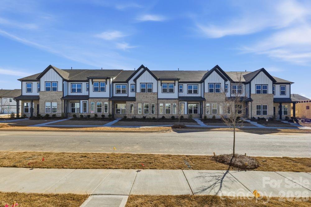 The Ridge at Sugar Creek - Residential