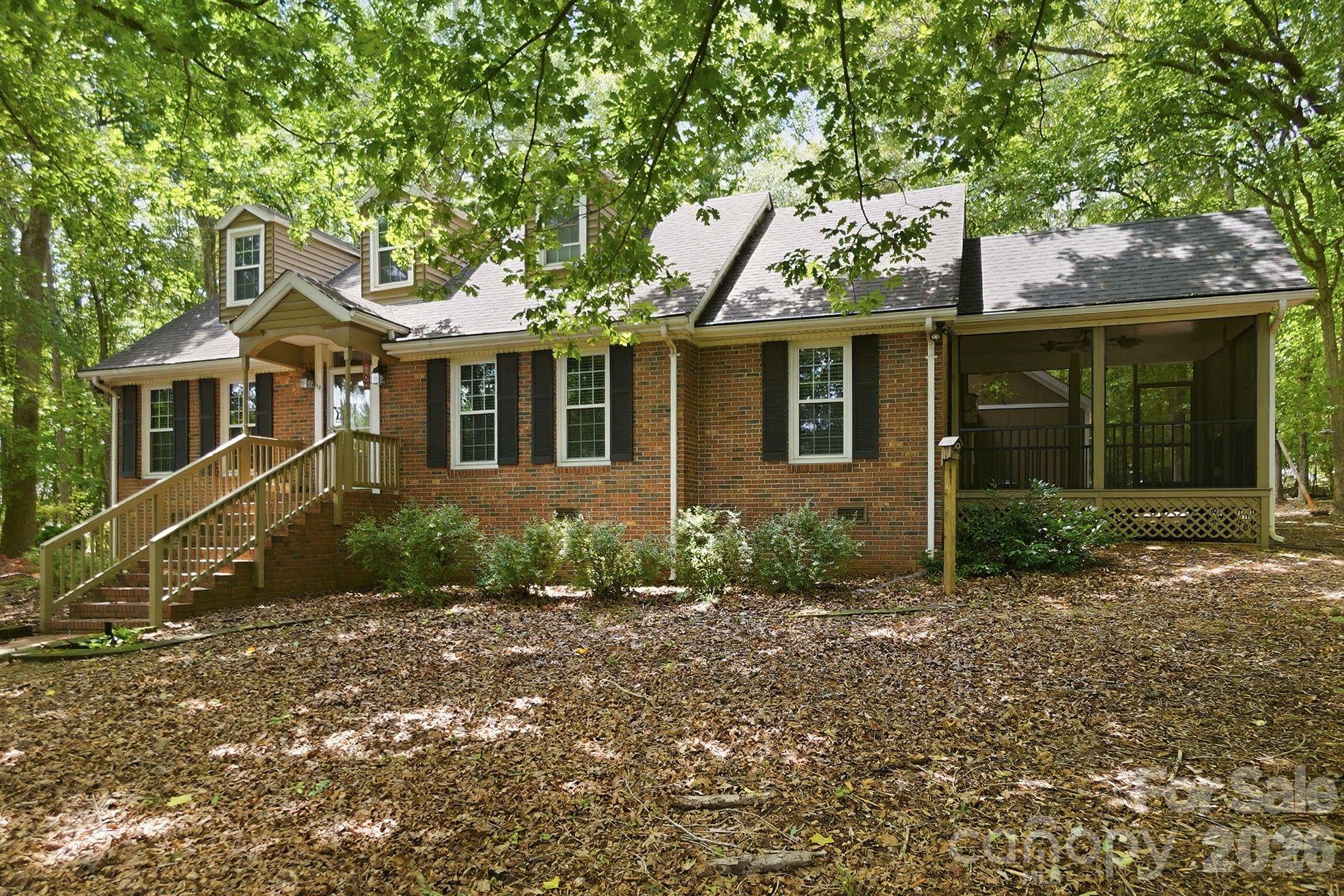9475 Man O War Road