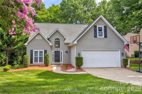 Photo of 3688 Lake Spring Avenue NW, Concord, NC 28027 (MLS # 4406214)