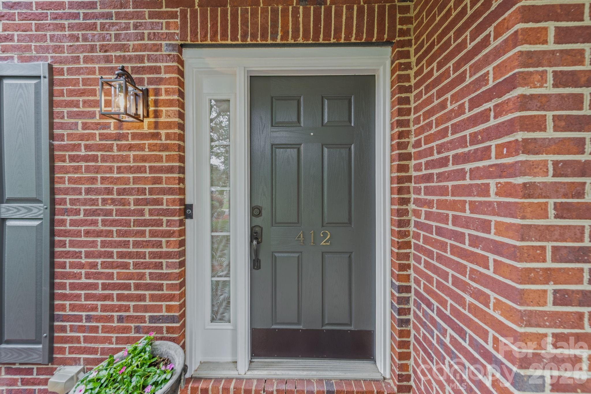 412 Amersham Lane