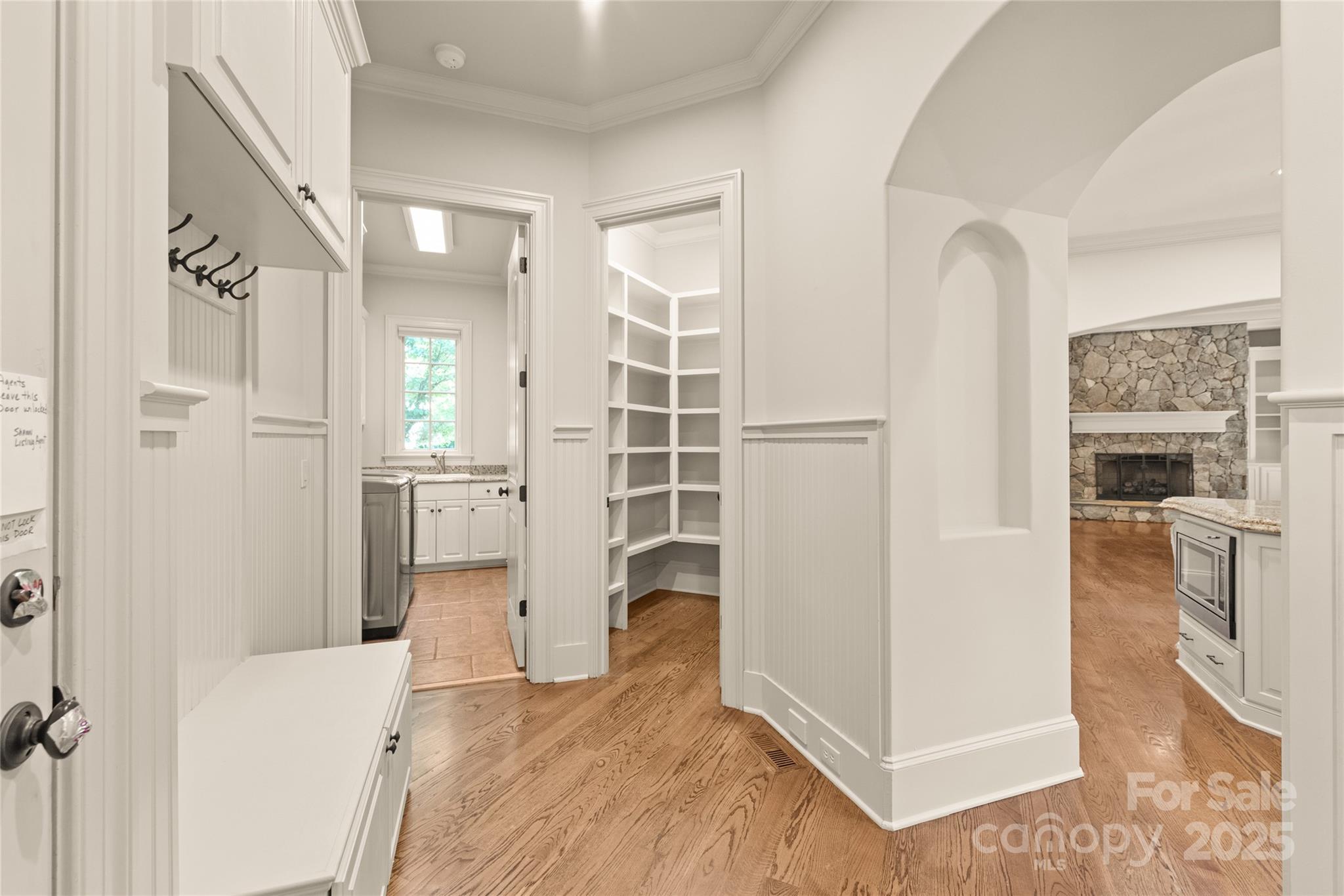 The Peninsula - Residential