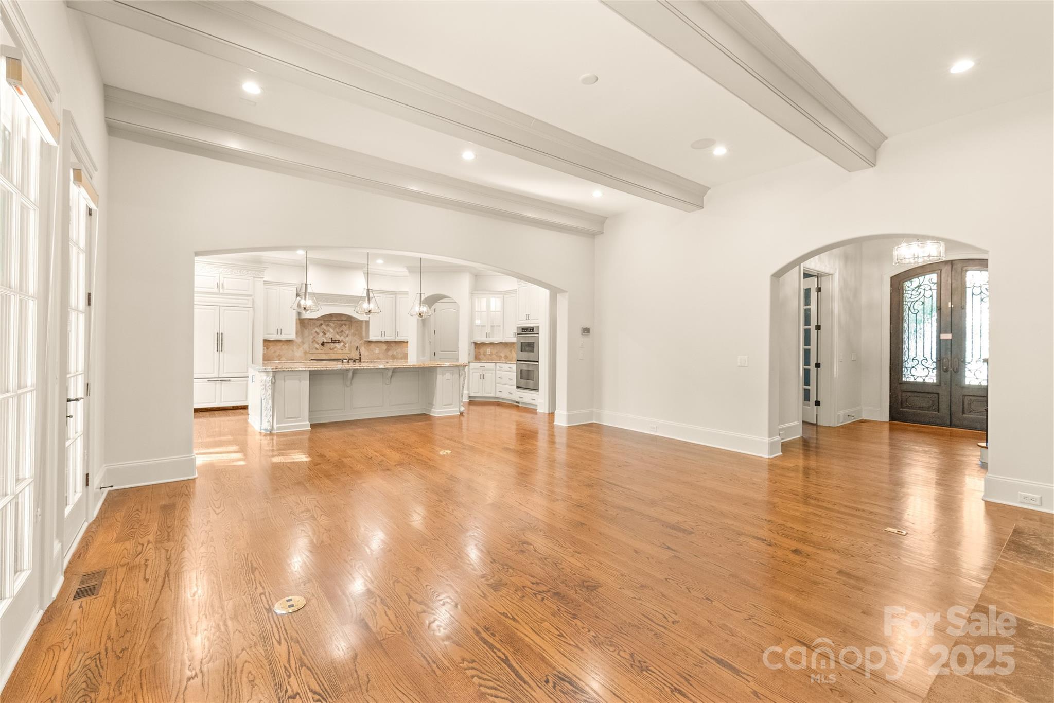 The Peninsula - Residential